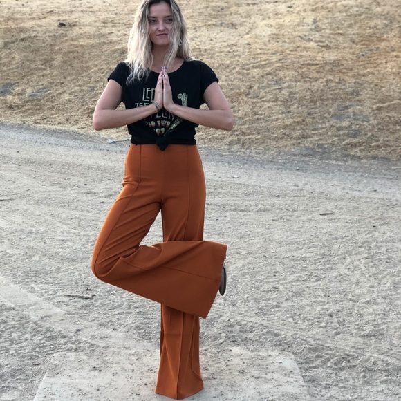 Gypsy Junkies Perfect Pant in Pumpkin Spice - Picture 5 of 6